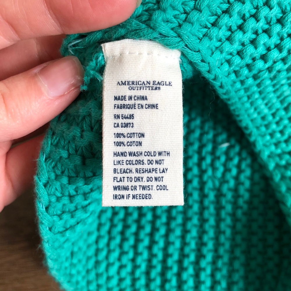 American Eagle | Ombré Beanie - Picture 2 of 4